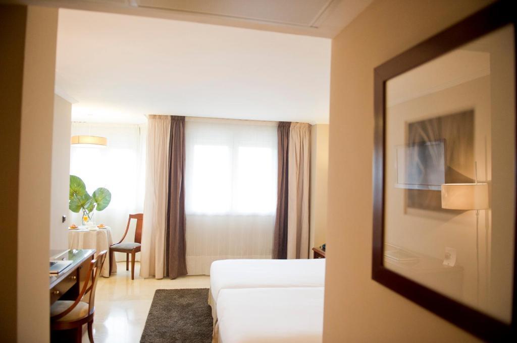 Hotel San Pedro Лангрео Номер фото