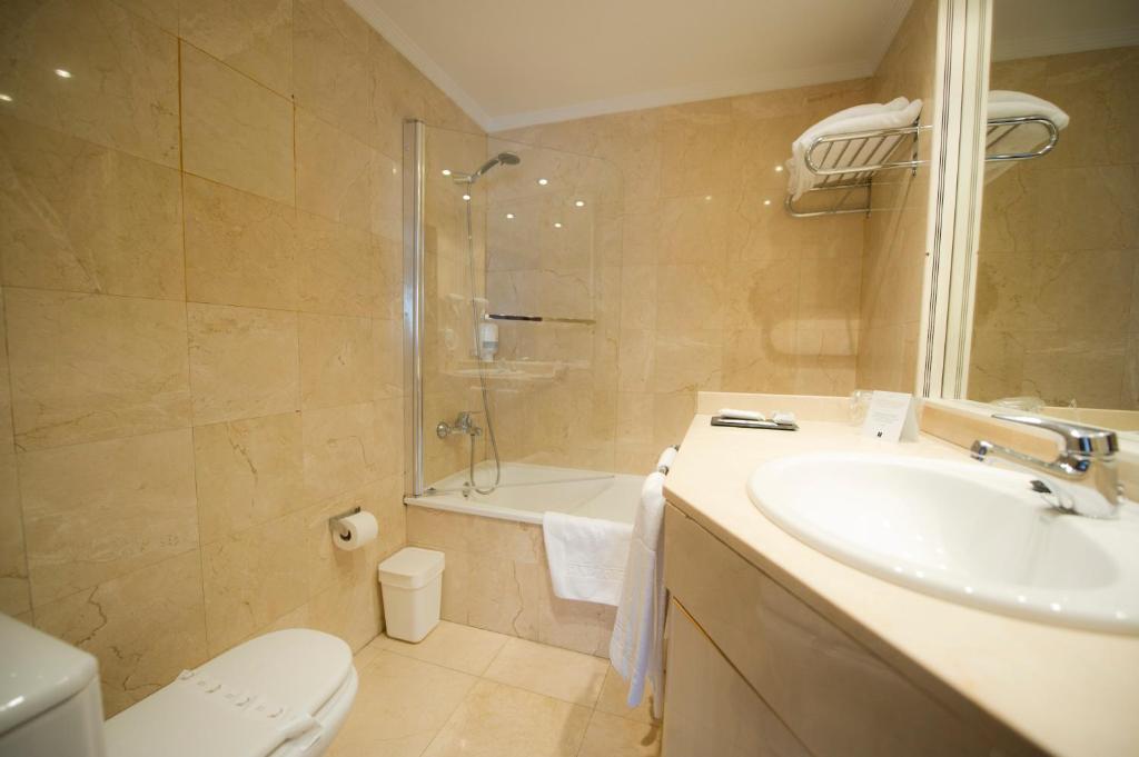 Hotel San Pedro Лангрео Номер фото