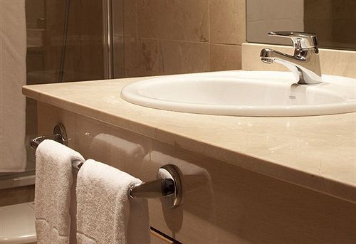 Hotel San Pedro Лангрео Экстерьер фото
